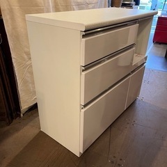 【売約済み】【武蔵小山店】NITORI ニトリ キッチンカウンター アルミナ 100 カウンター キッチン レンジ台 レンジボード 食器棚 白 ホワイト おしゃれ 検 大理石 風 品川区 リサイクルショップ ランバールーム 武蔵小山店 武蔵小山パルム 戸越銀座 の画像