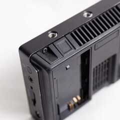 Blackmagic Design Video Assist ブラックマジック ビデオアシスト ５インチ 電源難あり 本体のみの画像
