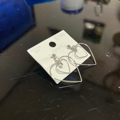 ピアスの画像