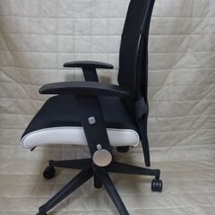 【中古品】メッシュ　チェア（ブラック色）の画像