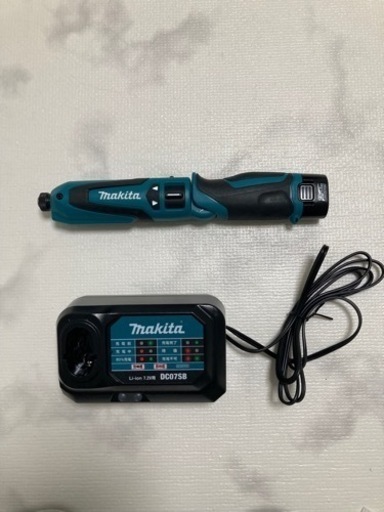 マキタ(Makita) 充電式ペンインパクトドライバ (バッテリー・充電器付) TD021DSHSP ブルー