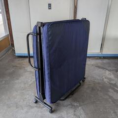 折りたたみベッド　シングルの画像