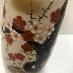 花瓶　陶器　インテリア小物　ディスプレイ　美術品　工芸品の画像