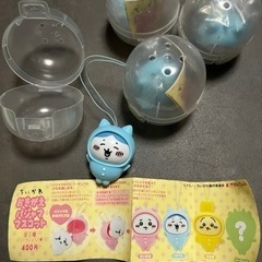 ちいかわガチャ　おきがえパジャママスコット　　の画像