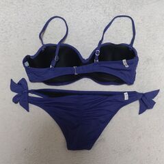 水着ビキニの画像