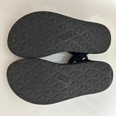 Teva サンダル　22cmの画像