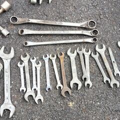 自動車整備・DIYなどに！　工具セット！ツールボックス付です！の画像