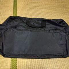 黒大きめボストンバッグの画像
