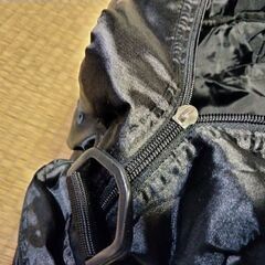 黒ナイロンバッグの画像