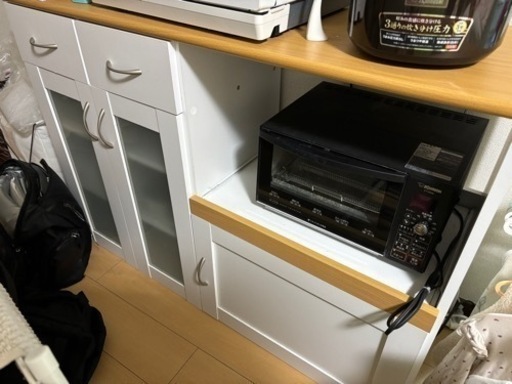 食器棚