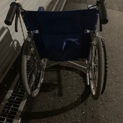 自走式　車椅子の画像