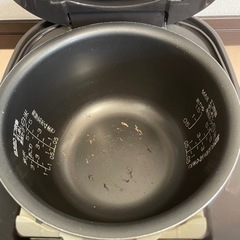 象印　5合炊き　炊飯器の画像