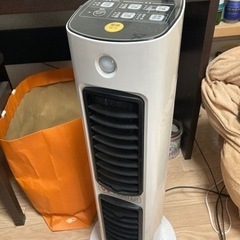 再お値下げ！アイリスオーヤマ　ヒーター人感センサー　セラミックヒーターの画像