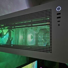 NZXT H7 Flow パソコンケースの画像