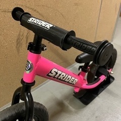 ストライダースポーツ　スノーストライダー　幼児用自転車
　の画像