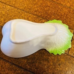 🔵可愛い白菜型のお皿の画像