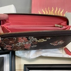 coach長財布　ブランド紙袋の画像