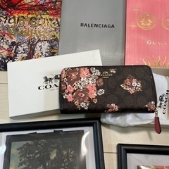 coach長財布　ブランド紙袋の画像