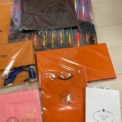 coach長財布　ブランド紙袋の画像