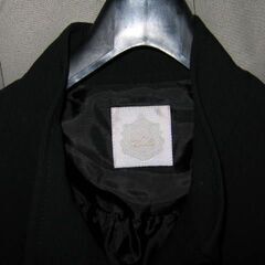美品　9号　黒のジャケット　カッコいいですの画像