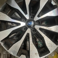 車のパーツ タイヤ、ホイール
