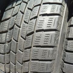 バリ山スタッドレス　2018年製215/60r17　4本の画像
