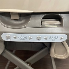 Combi コンビ ネムリラ 電動バウンサー ダッコシートプラス の画像