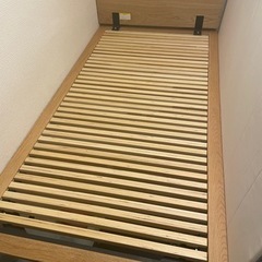 無印良品　シングルベッド　ヘッドボードつき　(IKEAマットレスも）