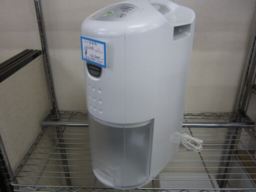 美品！　コロナ　除湿器　2023年製