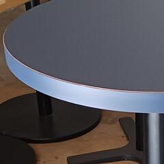 【値下げしました】円形カフェテーブル（H105cm）①の画像