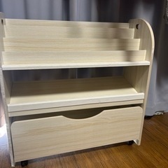 絵本棚