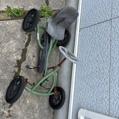 子供用の足こぎ車