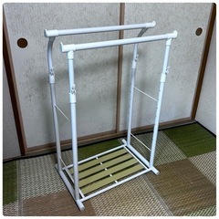 ハンガーラック