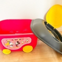 ミッキーマウスおもちゃ箱の画像