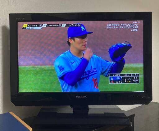 東芝REGZA　２２インチ液晶ハイビジョンテレビ　２０１１年製
