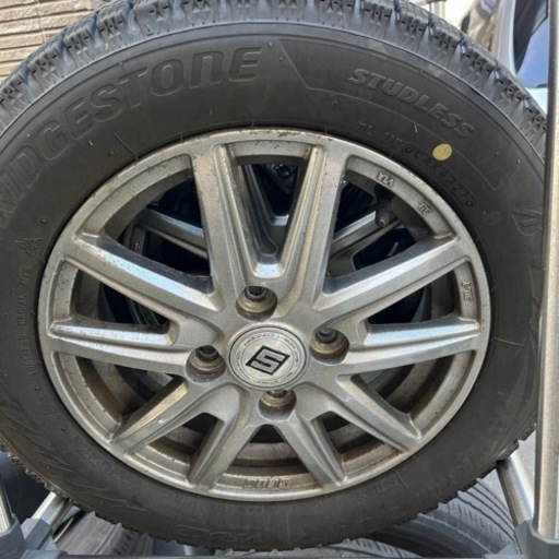 ブリヂストン　ブリザックVRX2 バリ山４本セット