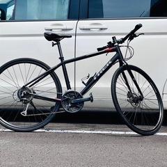 【定価9万 】【配達します】TREK FX3 DISC 2018...