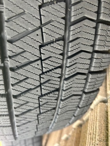 車のパーツ タイヤ、ホイール