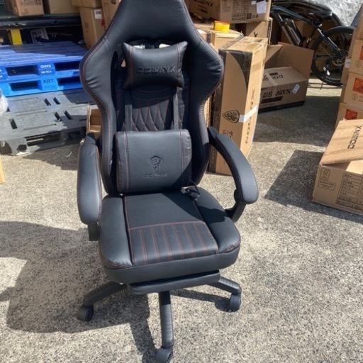 新品ゲーミングチェア