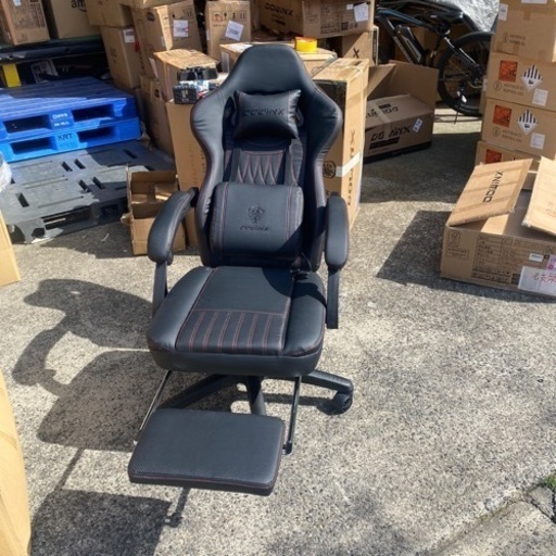 新品ゲーミングチェア　