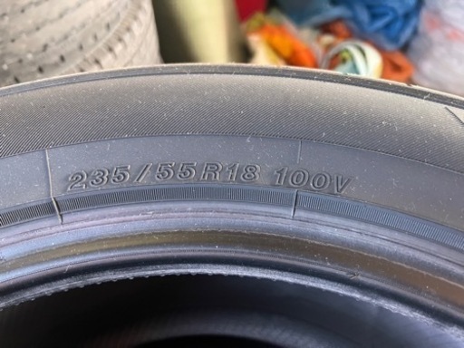 ヨコハマ　ブルーアース　XT  235/55R18
