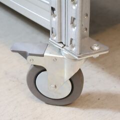 ASPLUND(アスプルンド)取り扱いのメーカーMETALSISTEM(メタルシステム)6段スチールシェルフ。店舗什器などにもおススメのインダストリアルなオープンシェルフは飾り棚としても♪の画像