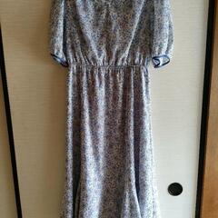 anysis 花柄ワンピースの画像