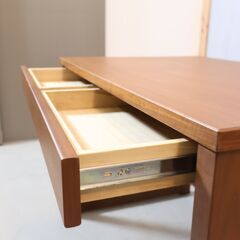 ACTUS(アクタス)で取り扱われていたウォールナット材のデスクセット