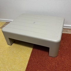 小原産業 プラスチック踏み台 高さ13cm 小型タイプ ベージュ ST-629 2つの画像