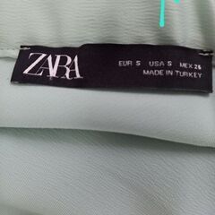 ZARA　セットアップ　レディース服の画像