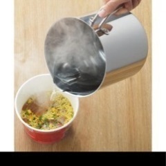 差し上げます　ディープポット　鍋の画像