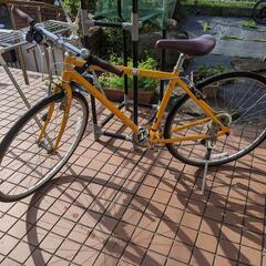 自転車 クロスバイク　28インチ