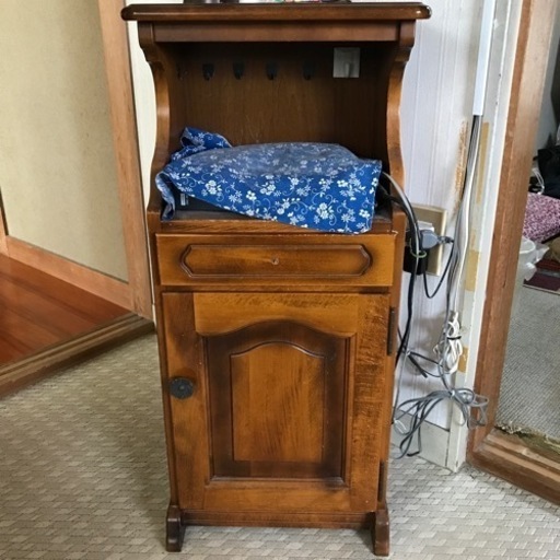 ⭐️収納家具　  引越しの為、出品致します。 値下げ交渉可能。お気軽にお申し付け下さい。買い手が見つからない場合には今月末に削除致します。 ⭐️