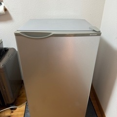 冷蔵庫の画像
